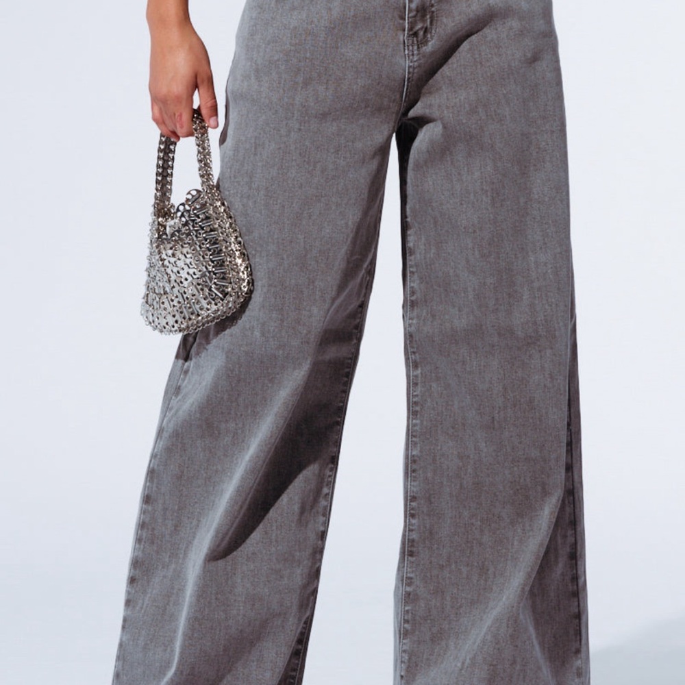 AKIRA Perfect Fit Gray Wide Leg Jeans